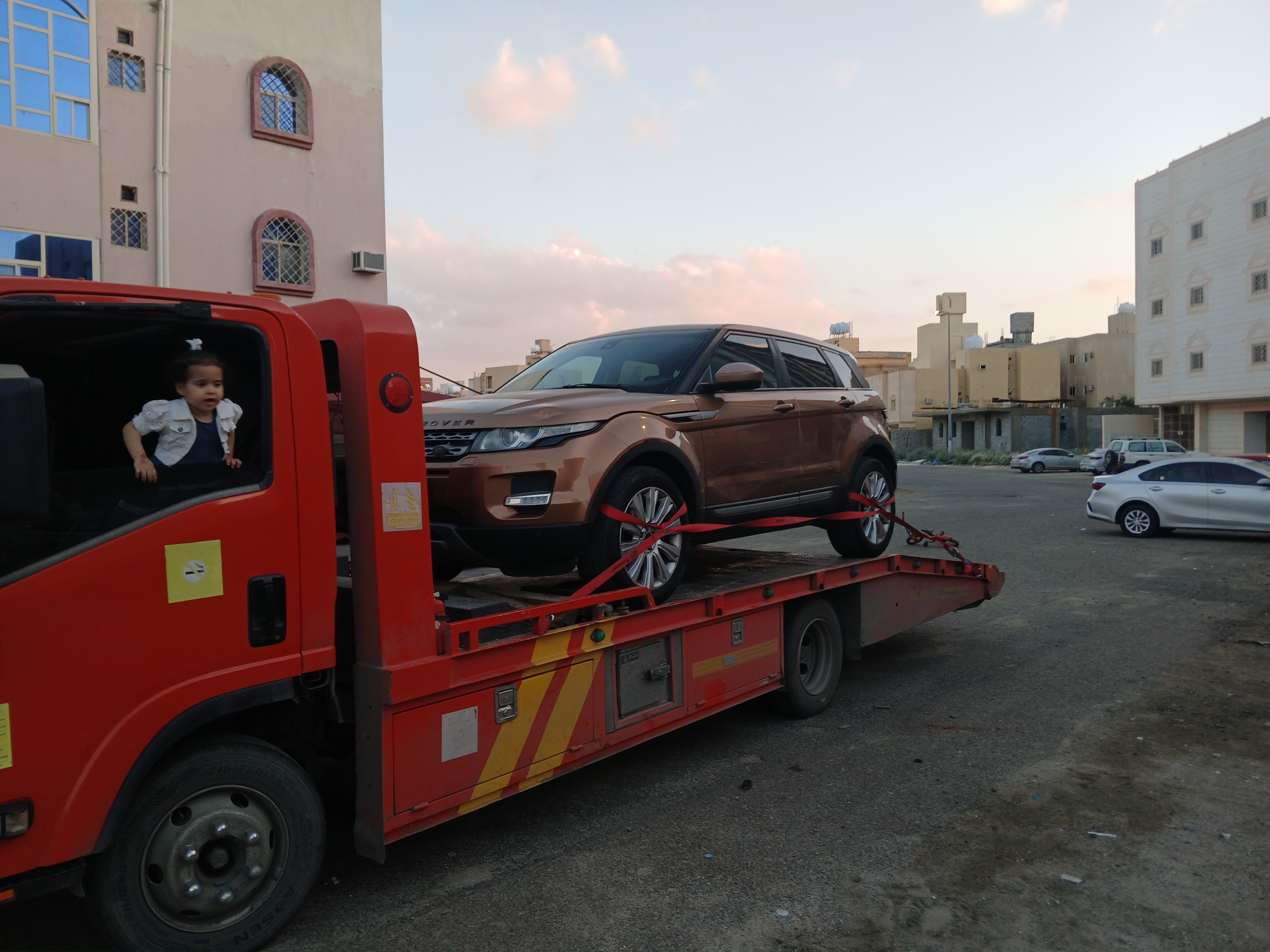 سطحة سطحه مكة ابوتالاء في مكة - خدمة نقل سيارات موثوقة