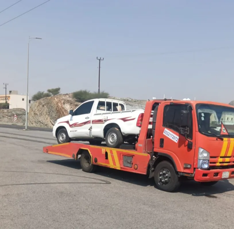 سطحة الدرب - سطحة لنقل السيارات في الدرب